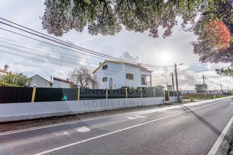 Moradia T5 para Venda em Palmela Foto 5