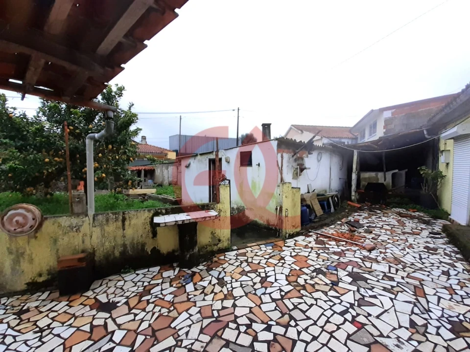 Moradia T3 para Venda em Barroselas e Carvoeiro Foto 3