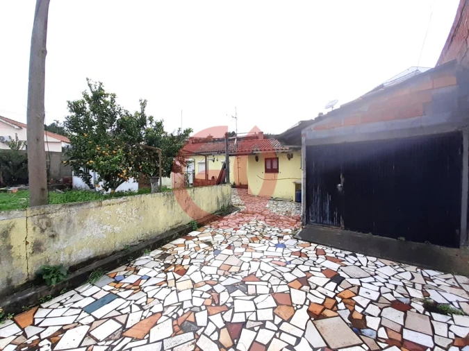 Moradia T3 para Venda em Barroselas e Carvoeiro Foto 1