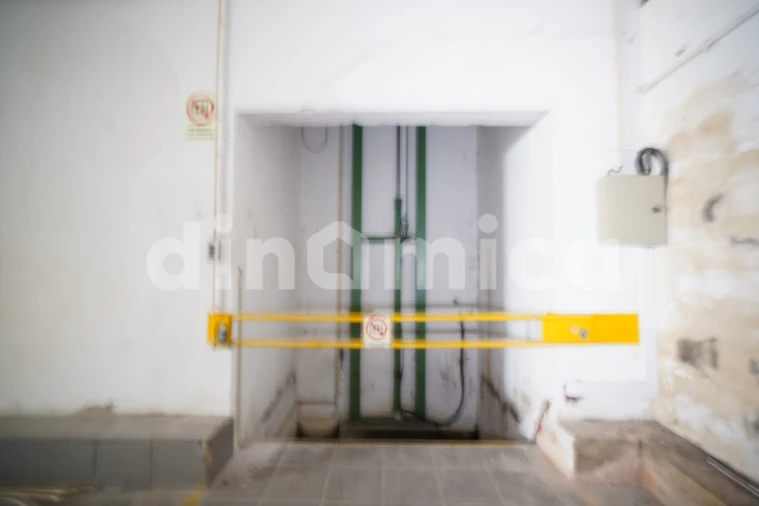 Armazém para Venda em Ruivães e Novais Foto 31