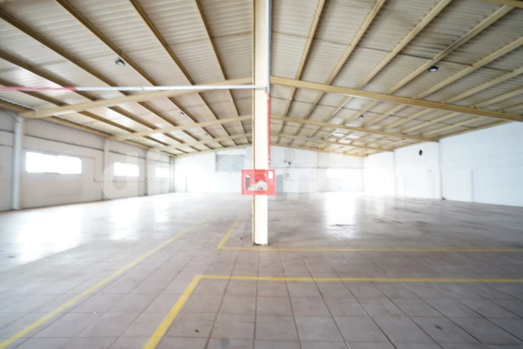 Armazém para Venda em Ruivães e Novais Foto 40