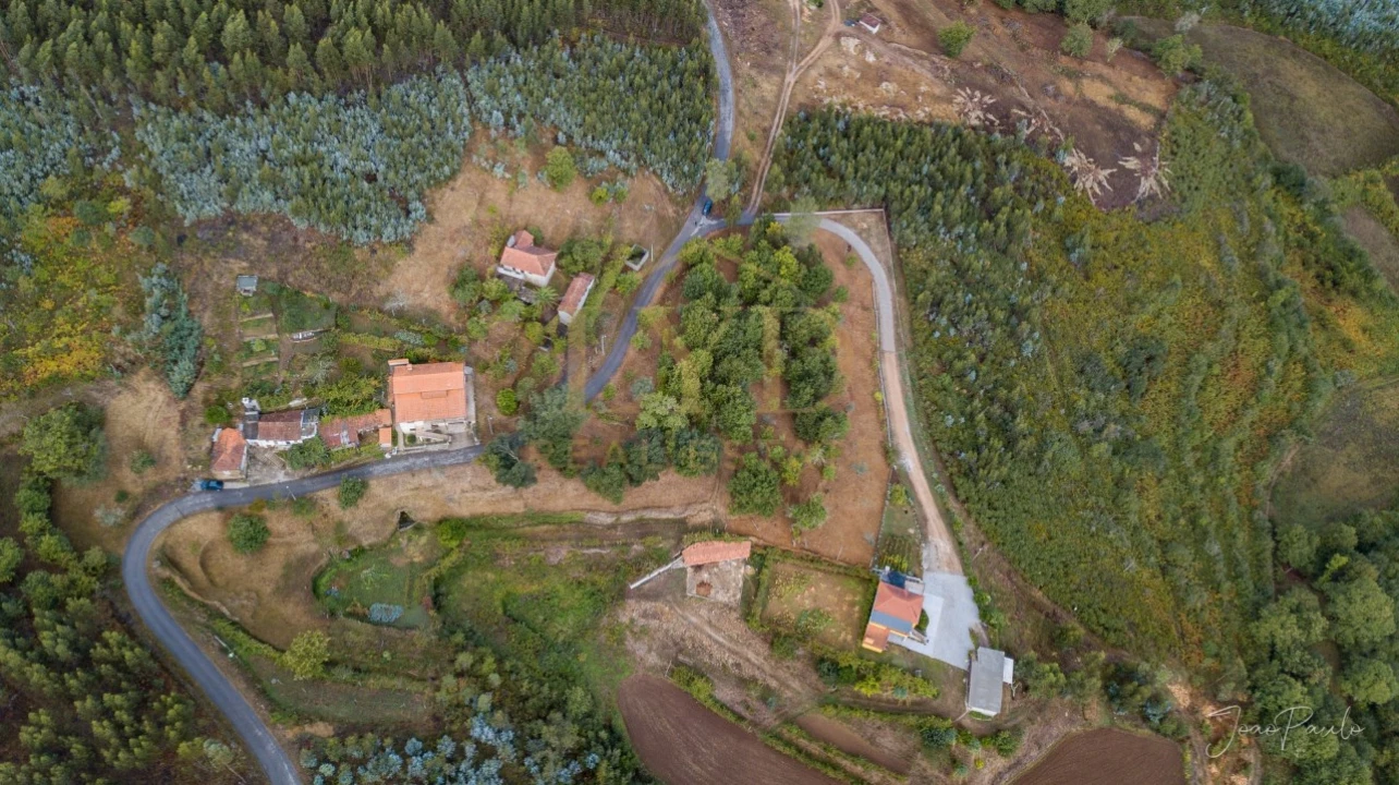 Quinta T2 para Venda em Raiva, Pedorido e Paraíso Foto 14