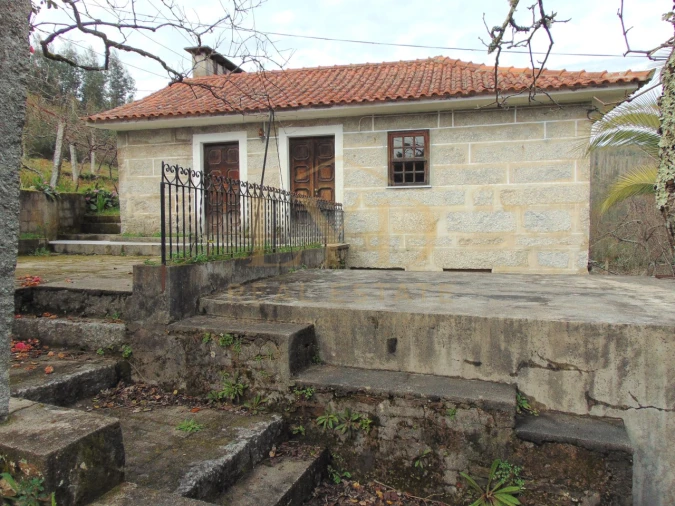 Quinta T2 para Venda em Raiva, Pedorido e Paraíso Foto 23