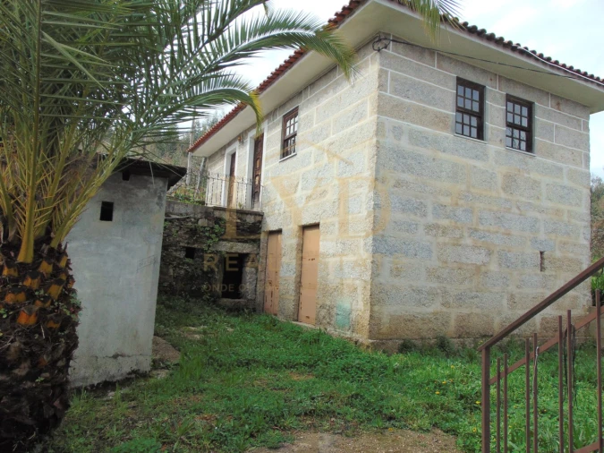 Quinta T2 para Venda em Raiva, Pedorido e Paraíso Foto 26