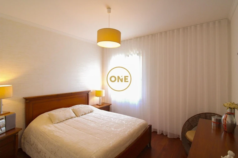 Moradia T4 para Venda em Canhas Foto 20