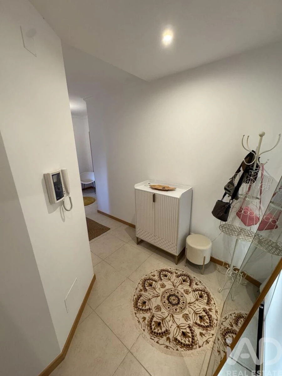 Apartamento T2 para Venda em Nazare Foto 12