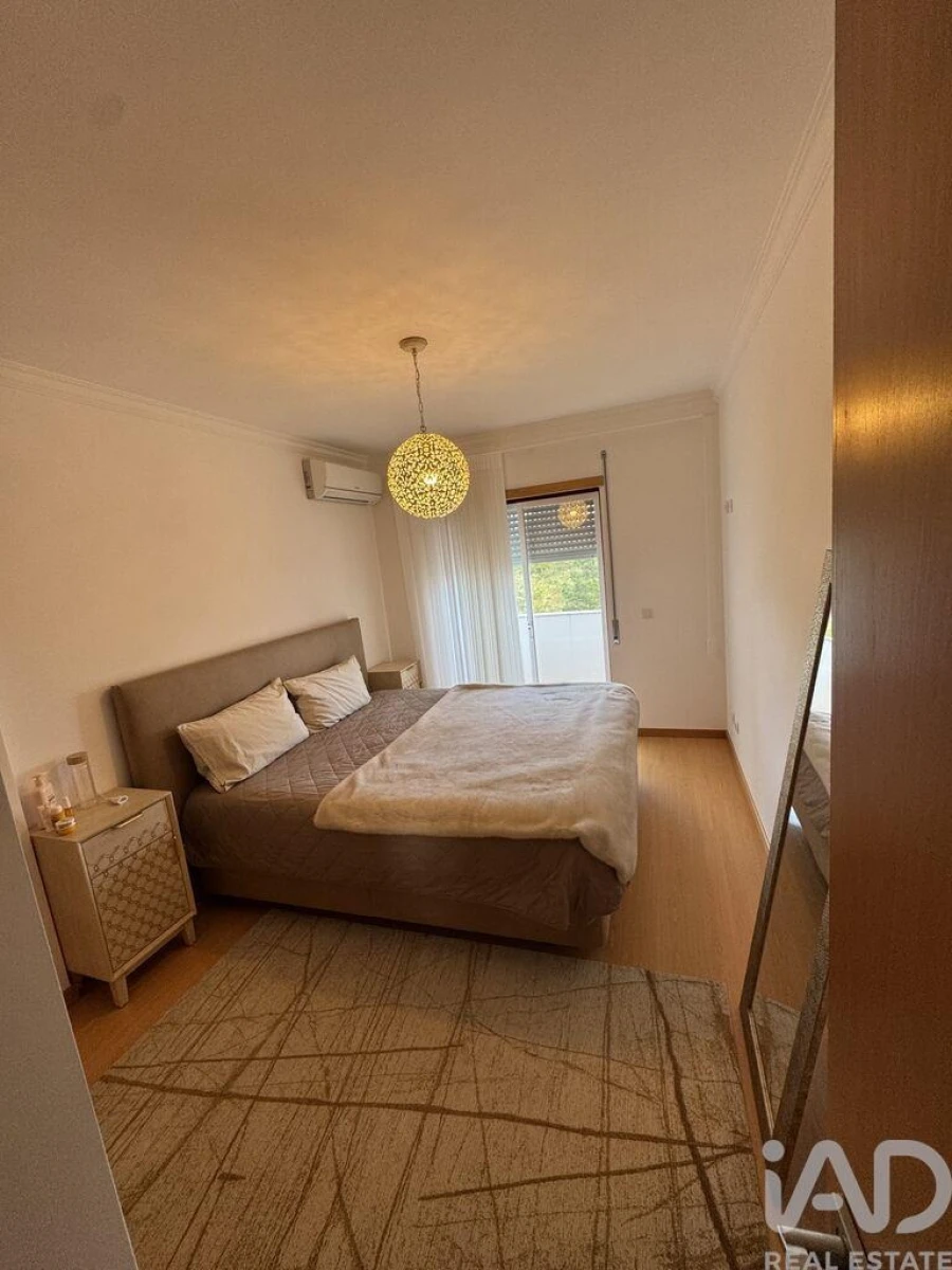 Apartamento T2 para Venda em Nazare Foto 5