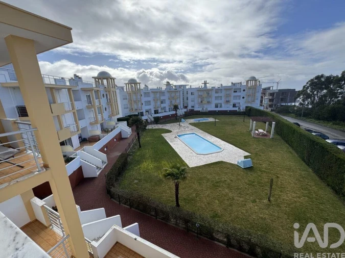 Apartamento T2 para Venda em Nazare Foto 14