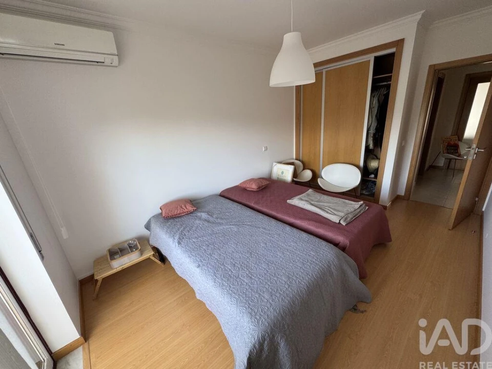 Apartamento T2 para Venda em Nazare Foto 8