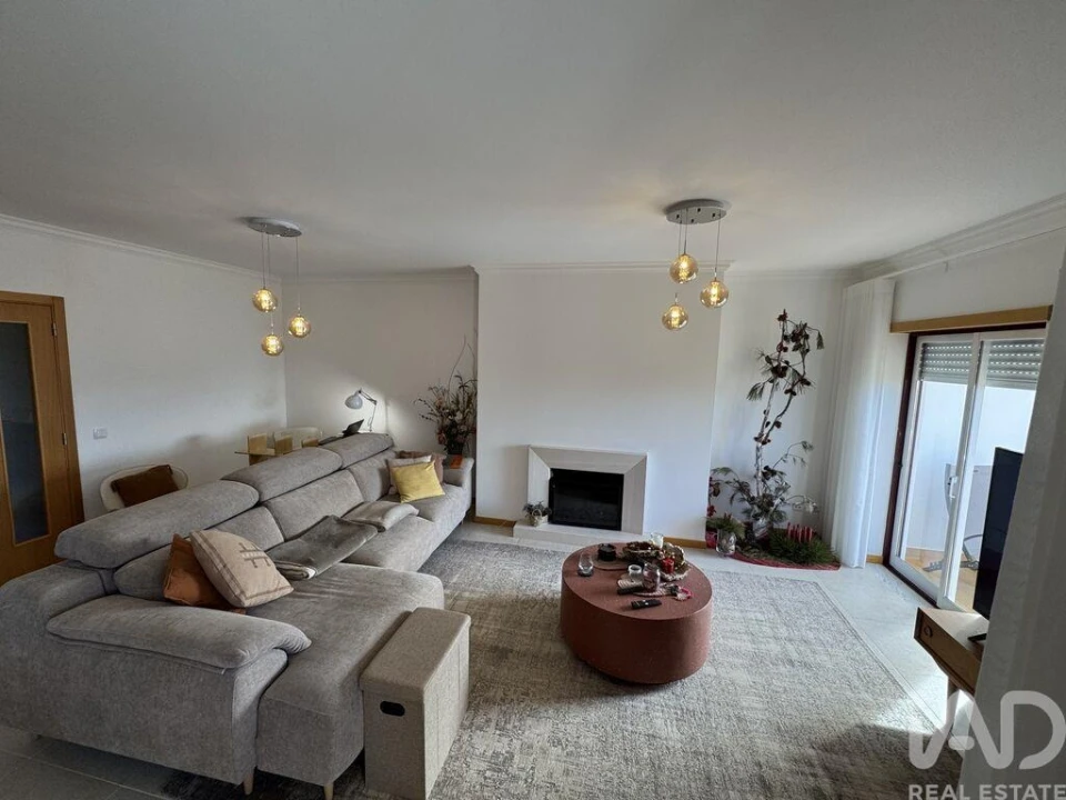 Apartamento T2 para Venda em Nazare Foto 1