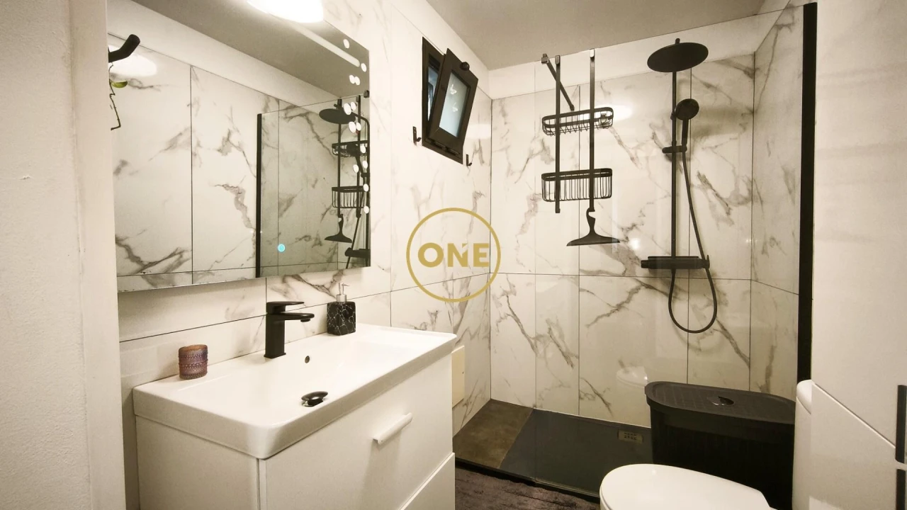 Moradia T3 para Venda em Estreito de Camara de Lobos Foto 12