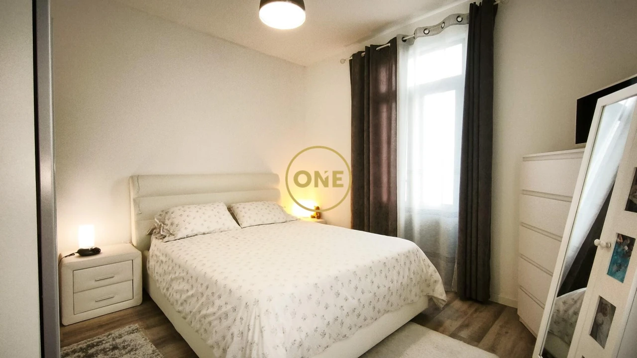 Moradia T3 para Venda em Estreito de Camara de Lobos Foto 18