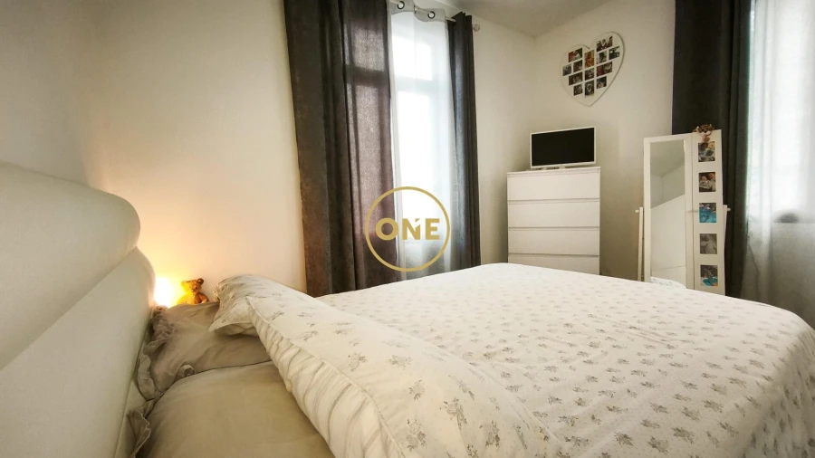 Moradia T3 para Venda em Estreito de Camara de Lobos Foto 21