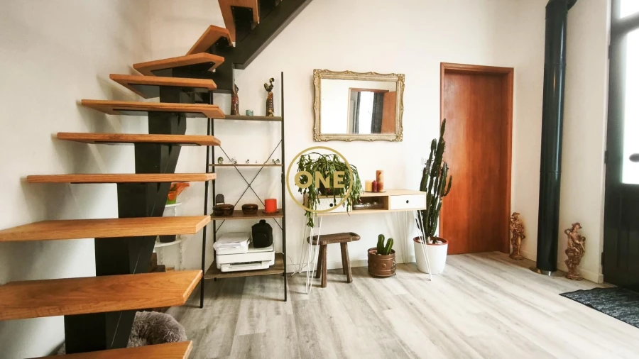 Moradia T3 para Venda em Estreito de Camara de Lobos Foto 15