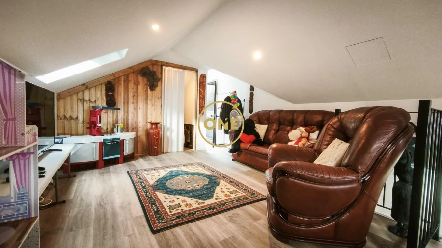 Moradia T3 para Venda em Estreito de Camara de Lobos Foto 40