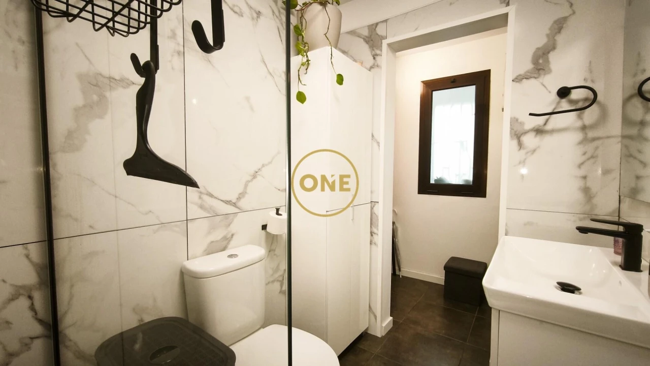 Moradia T3 para Venda em Estreito de Camara de Lobos Foto 14