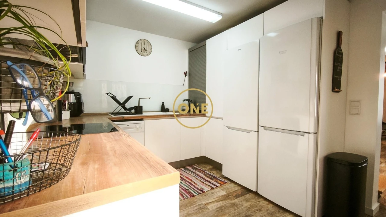 Moradia T3 para Venda em Estreito de Camara de Lobos Foto 8