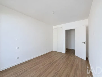 Apartamento T3 para Venda em Corroios
