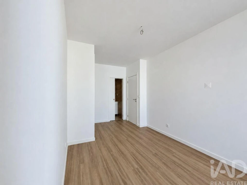 Apartamento T3 para Venda em Corroios Foto 15