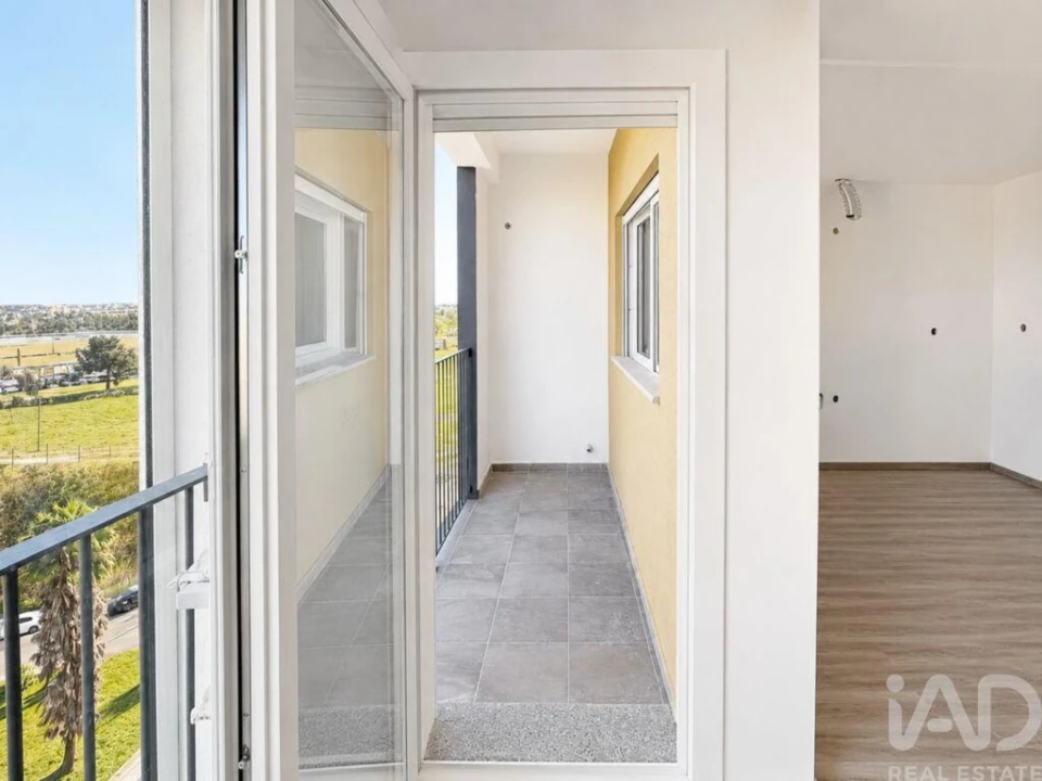 Apartamento T3 para Venda em Corroios Foto 3
