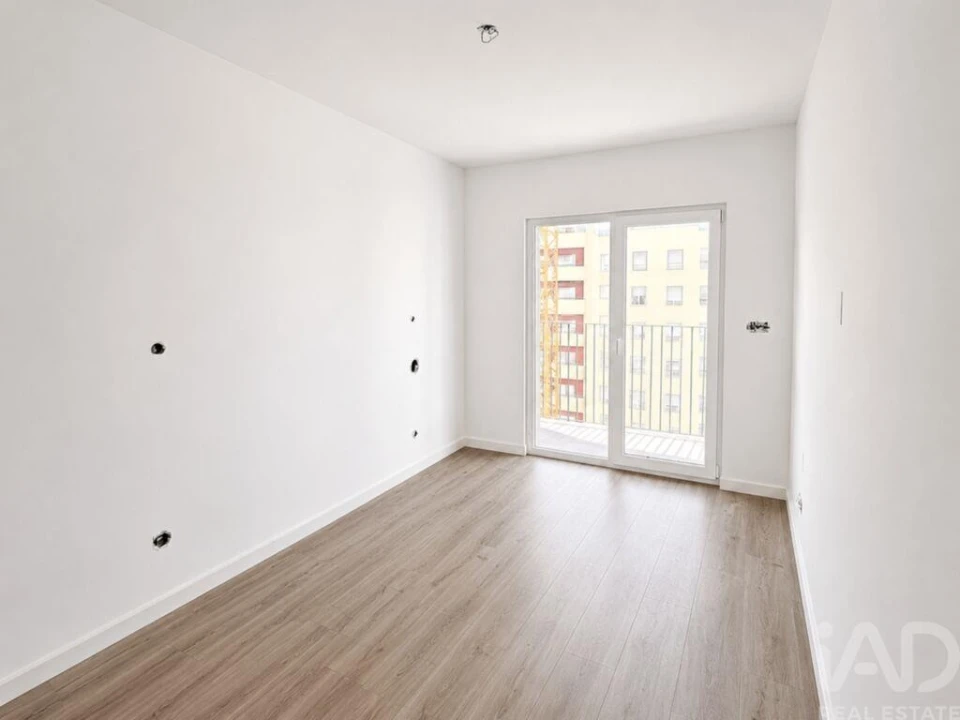 Apartamento T3 para Venda em Corroios Foto 14