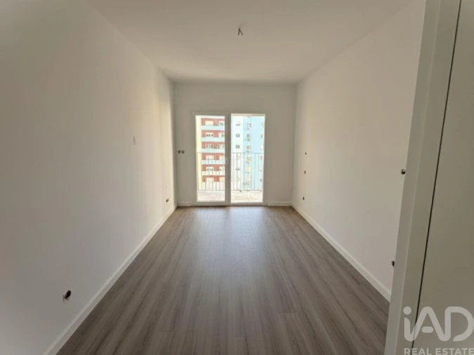 Apartamento T3 para Venda em Corroios Foto 7