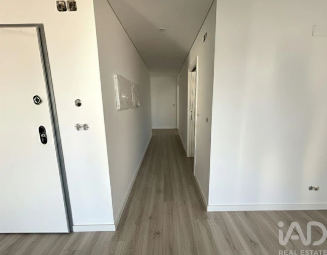 Apartamento T3 para Venda em Corroios Foto 6