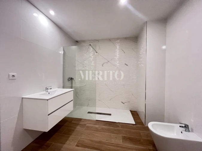 Apartamento T3 para Venda em Póvoa de Varzim, Beiriz e Argivai Foto 9