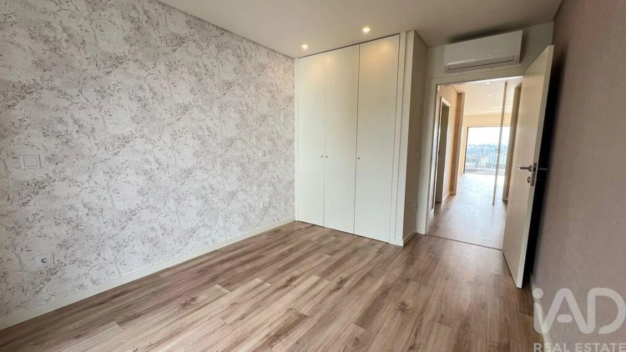 Apartamento T2 para Venda em Pombeiro de Ribavizela Foto 20
