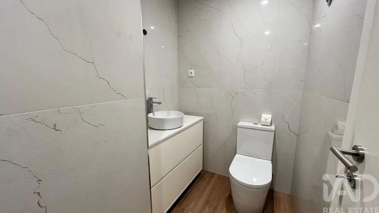 Apartamento T2 para Venda em Pombeiro de Ribavizela Foto 17