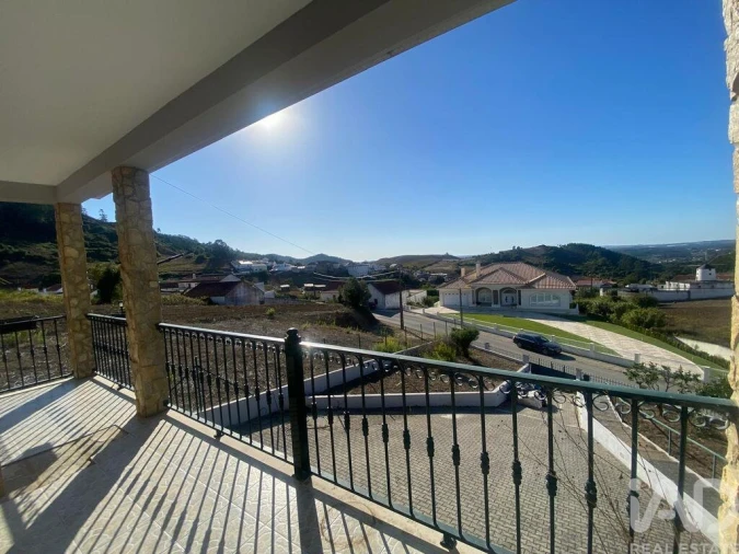 Moradia para Venda em Vila Verde dos Francos Foto 5