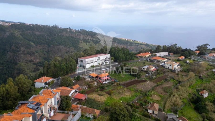 Terreno para Venda em Caniço Foto 12