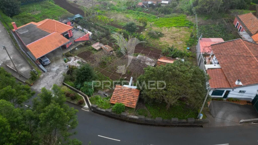 Terreno para Venda em Caniço Foto 19