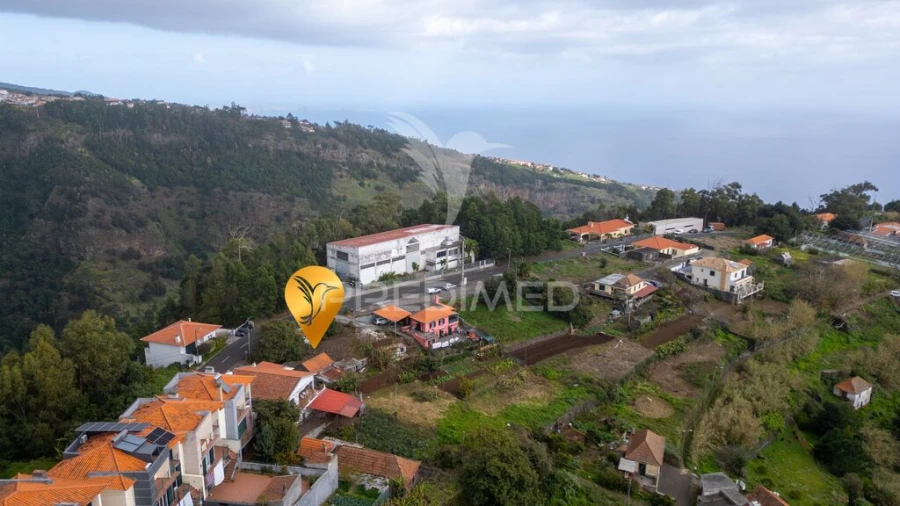 Terreno para Venda em Caniço Foto 13
