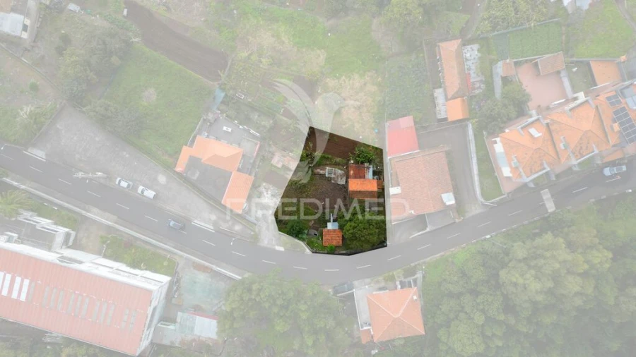 Terreno para Venda em Caniço Foto 2