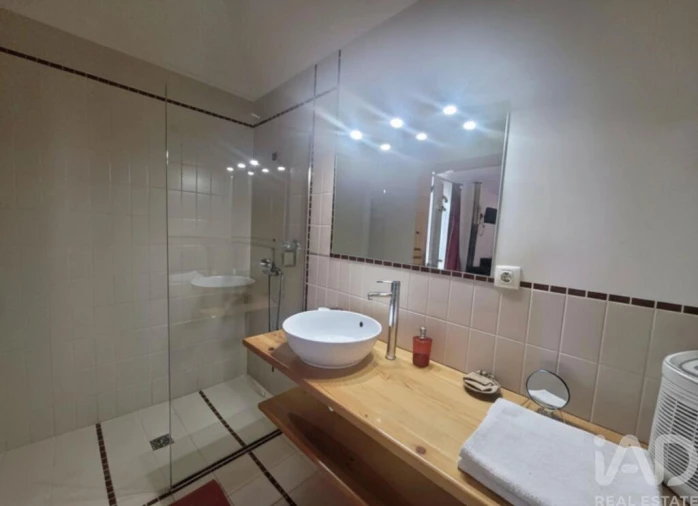 Quinta T5 para Venda em São Vicente de Lafões Foto 21