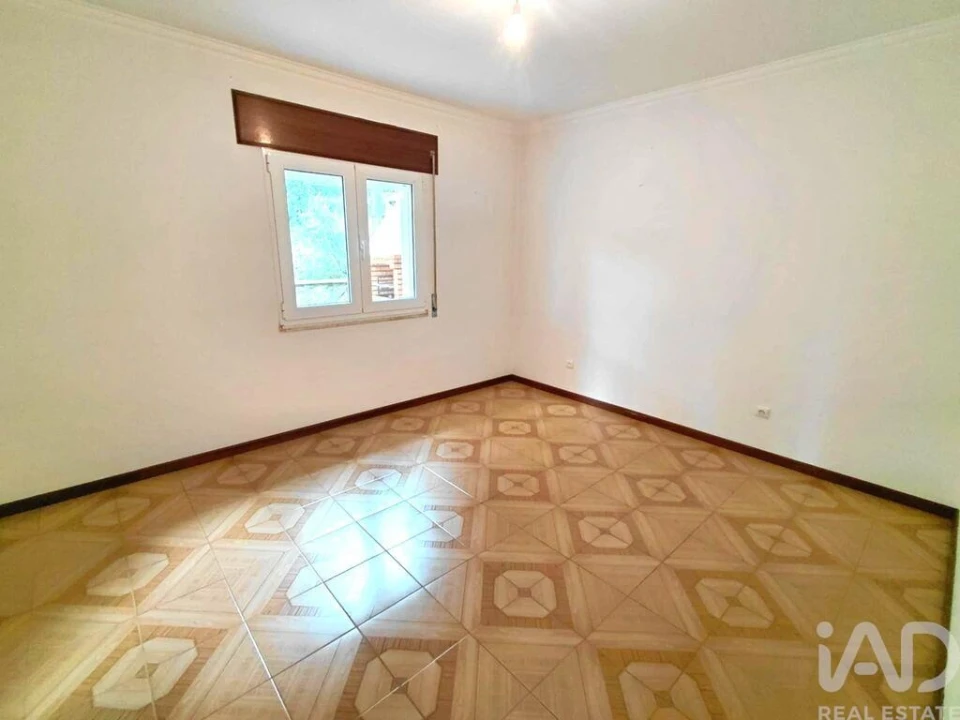 Moradia T3 para Venda em Vila e Roussas Foto 15