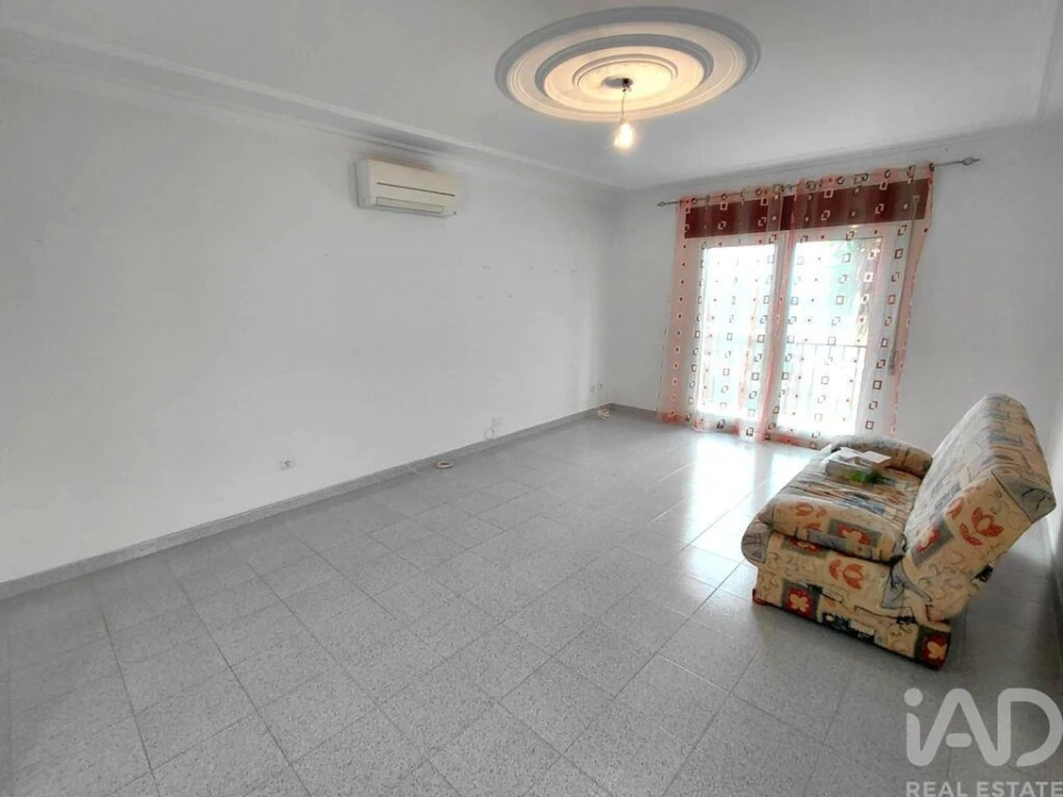 Moradia T3 para Venda em Vila e Roussas Foto 10