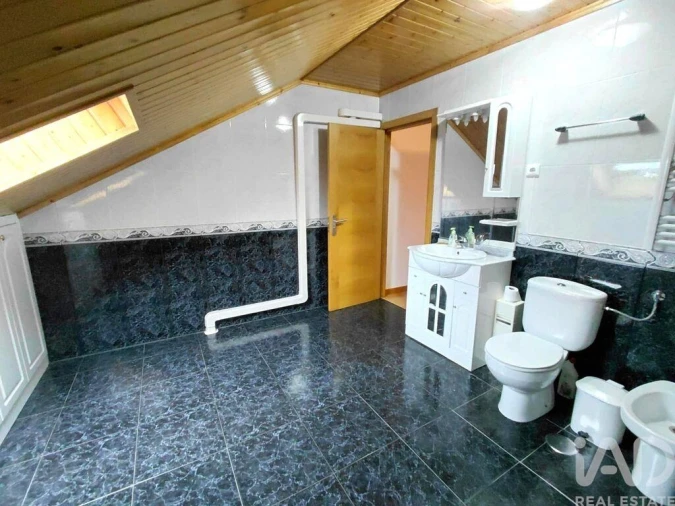 Moradia T3 para Venda em Vila e Roussas Foto 23