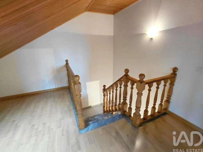 Moradia T3 para Venda em Vila e Roussas Foto 30