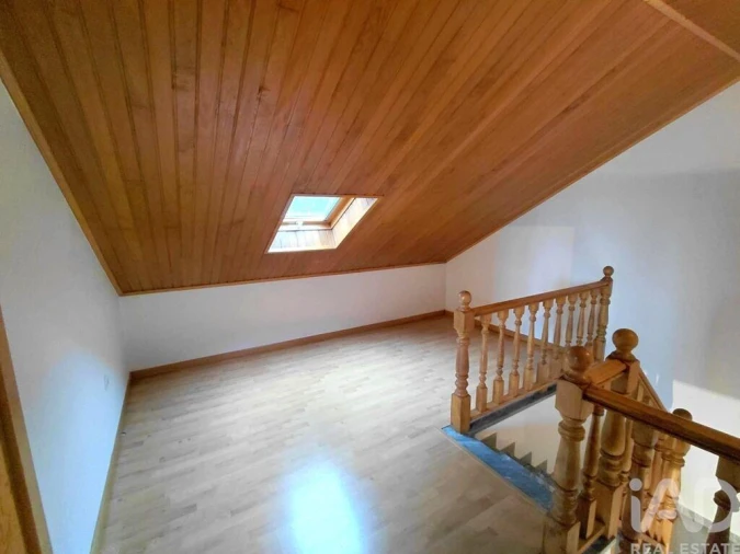 Moradia T3 para Venda em Vila e Roussas Foto 29