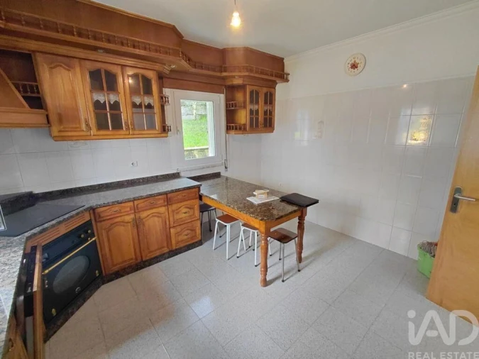 Moradia T3 para Venda em Vila e Roussas Foto 7