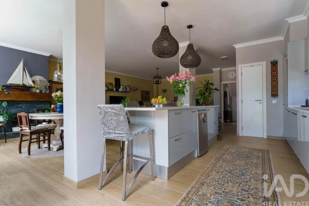 Moradia T3 para Venda em Quelfes Foto 15