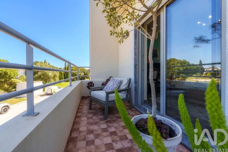 Moradia T3 para Venda em Quelfes Foto 31