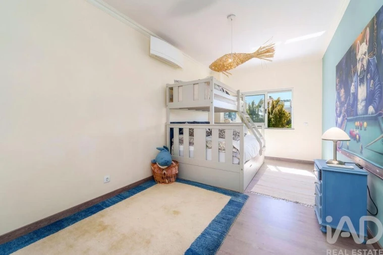 Moradia T3 para Venda em Quelfes Foto 38