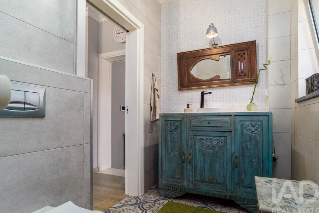 Moradia T3 para Venda em Quelfes Foto 21