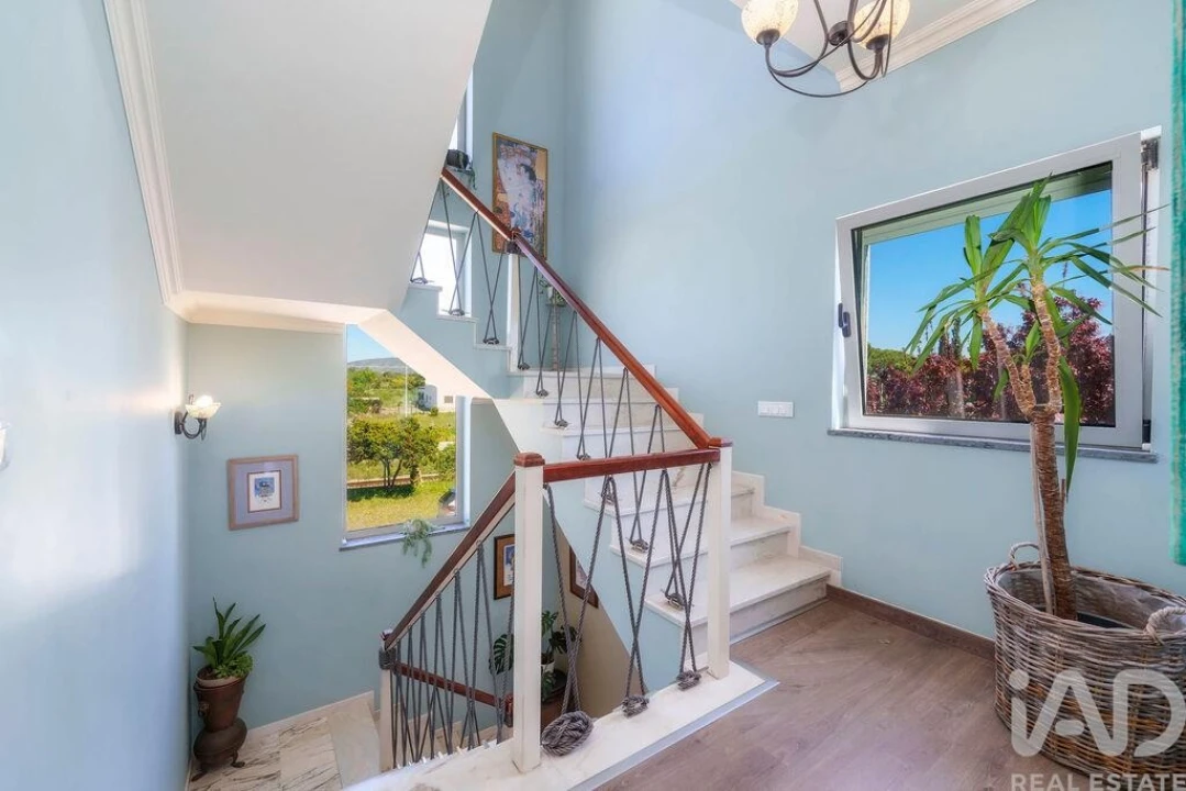 Moradia T3 para Venda em Quelfes Foto 37