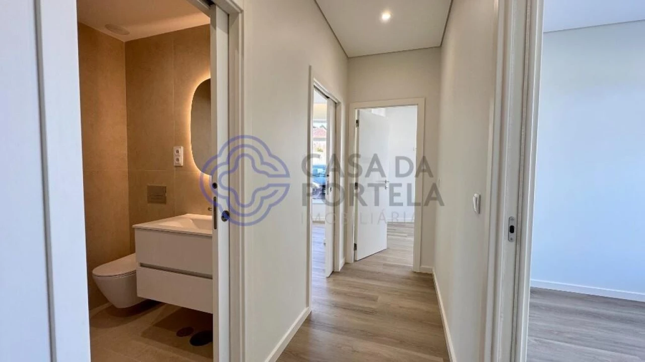 Apartamento T3 para Venda em Pedroso e Seixezelo Foto 5