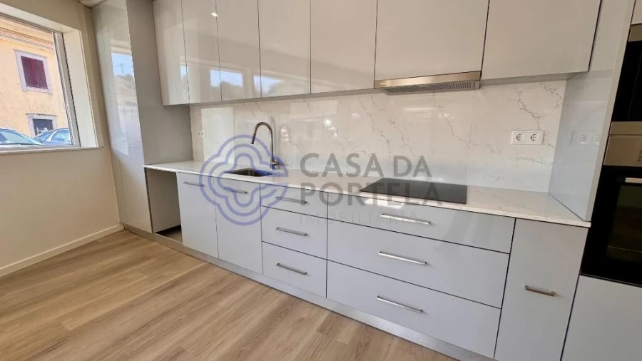 Apartamento T3 para Venda em Pedroso e Seixezelo Foto 17