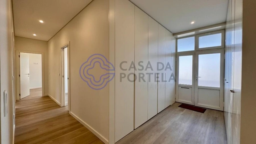 Apartamento T3 para Venda em Pedroso e Seixezelo Foto 3
